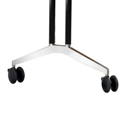 ブラックフレーム × クロームベース